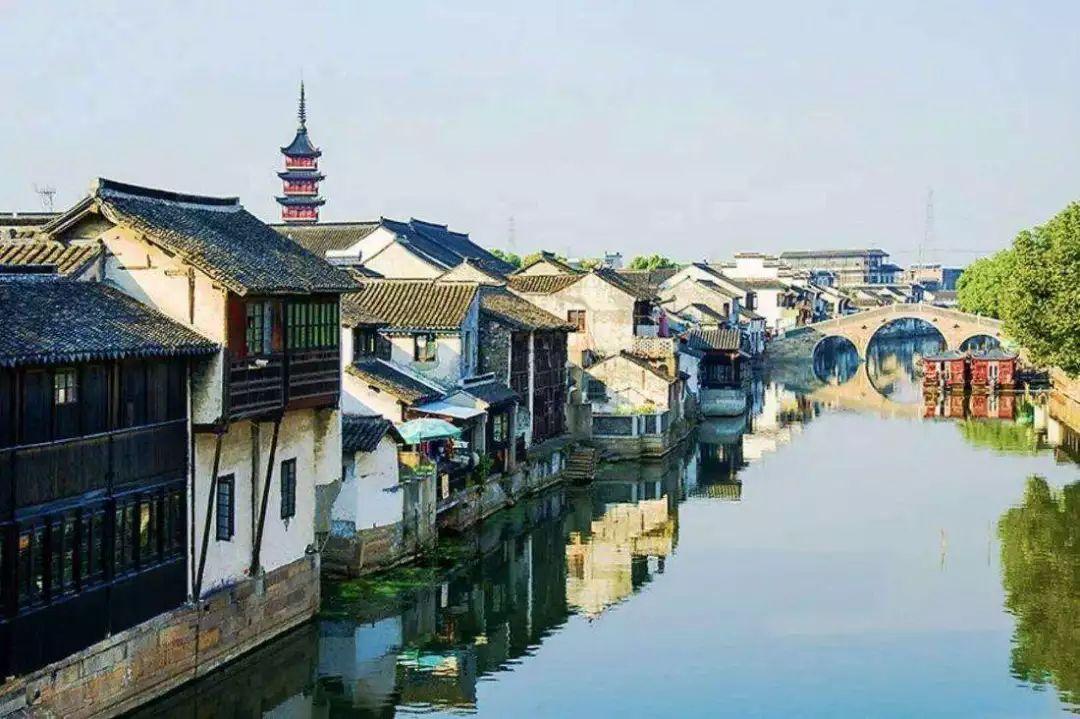 辽宁号前身“瓦良格”到达我国,希腊出力,为何他们愿意帮忙?